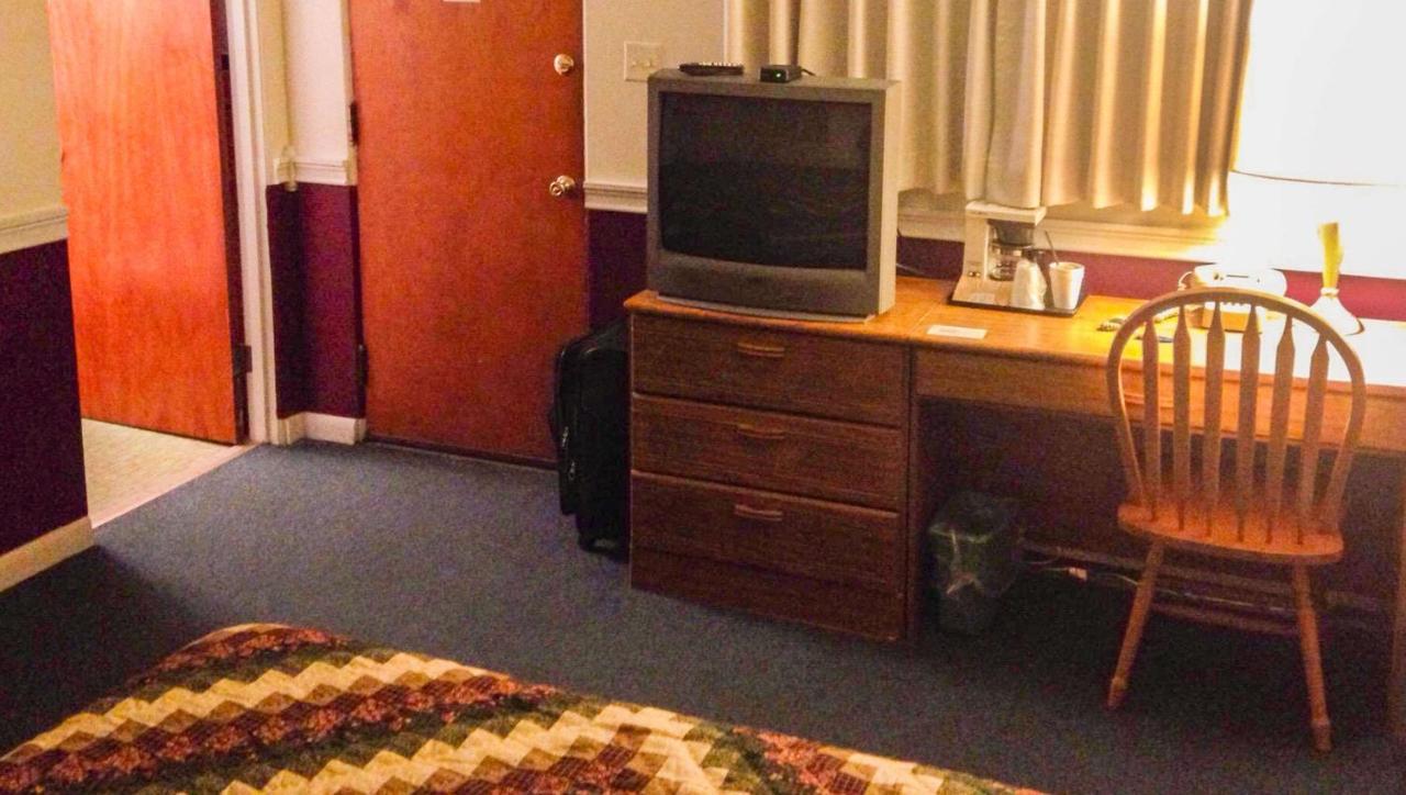Judys Motel Bedford Bagian luar foto