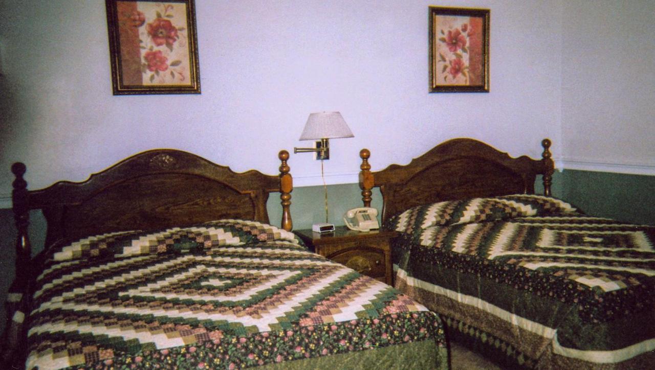 Judys Motel Bedford Bagian luar foto