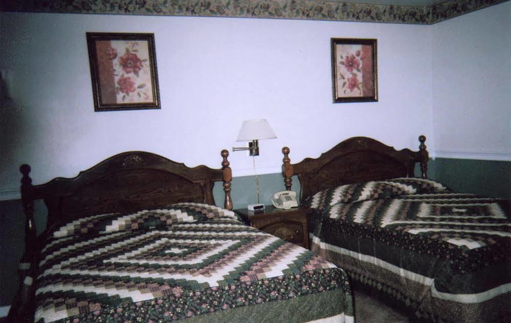 Judys Motel Bedford Bagian luar foto